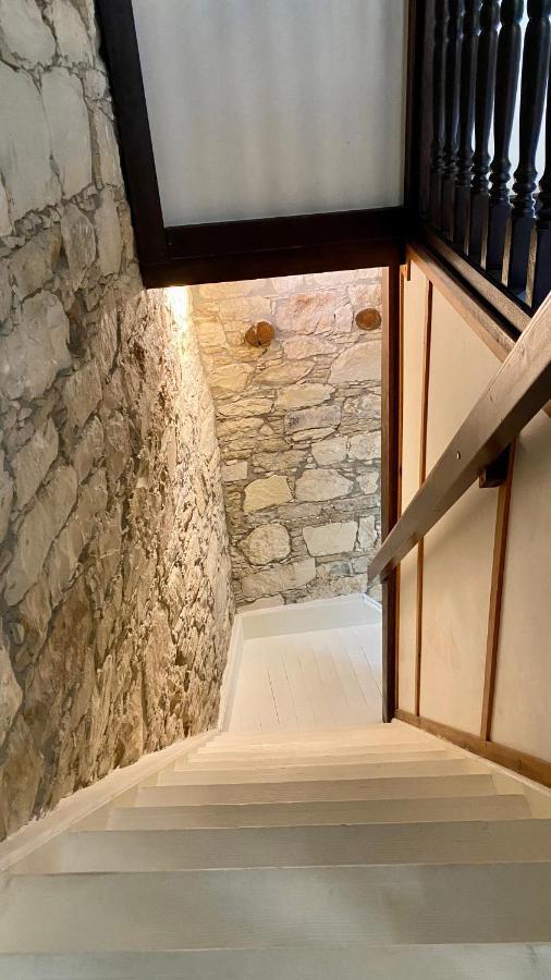 Leonys House By Trulycyprus Villa Dhoros Bagian luar foto