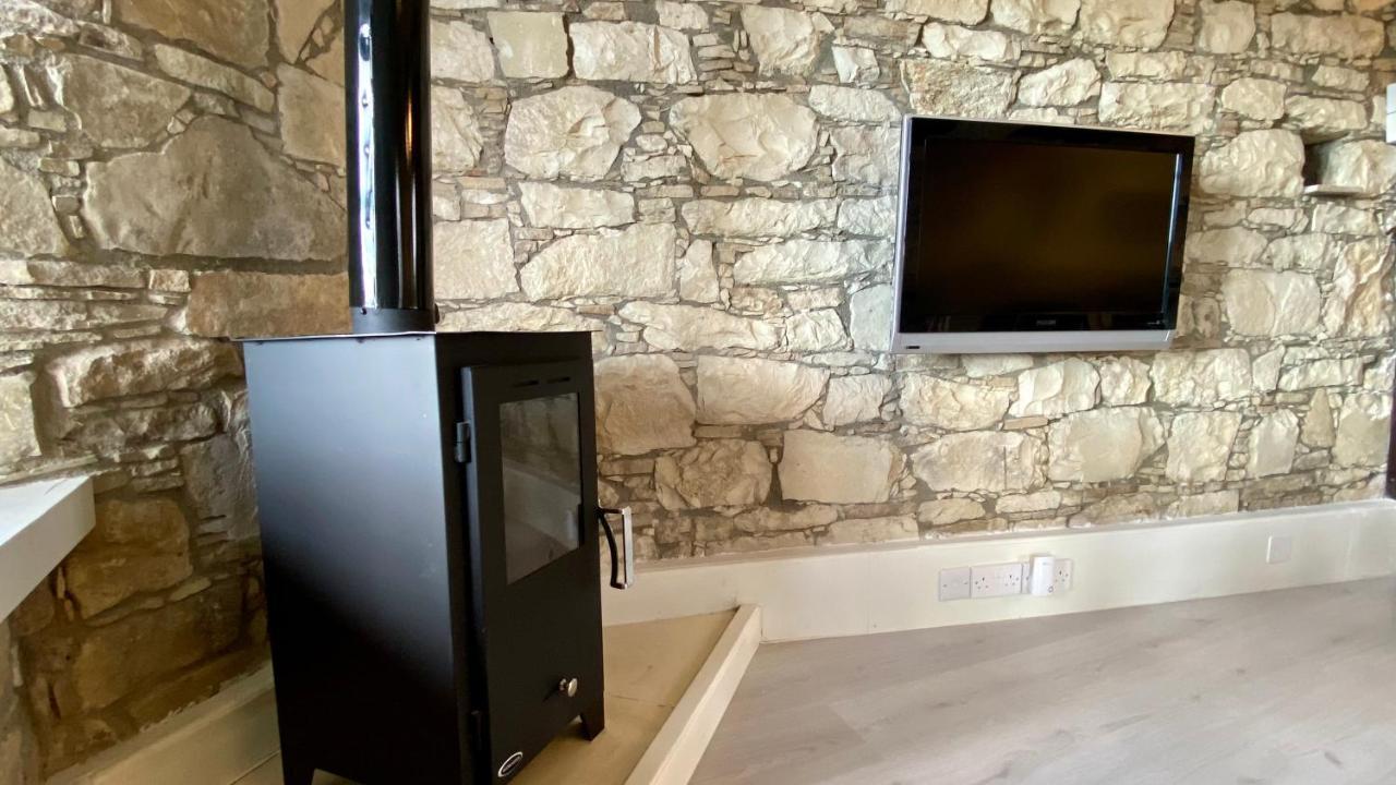 Leonys House By Trulycyprus Villa Dhoros Bagian luar foto